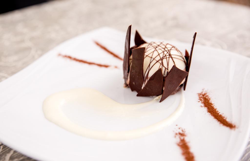 Logis Hotel Restaurant Des Chateaux Azay-le-Rideau Kültér fotó