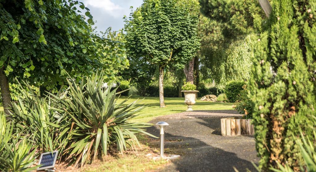 Logis Hotel Restaurant Des Chateaux Azay-le-Rideau Kültér fotó