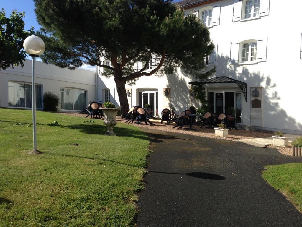 Logis Hotel Restaurant Des Chateaux Azay-le-Rideau Kültér fotó