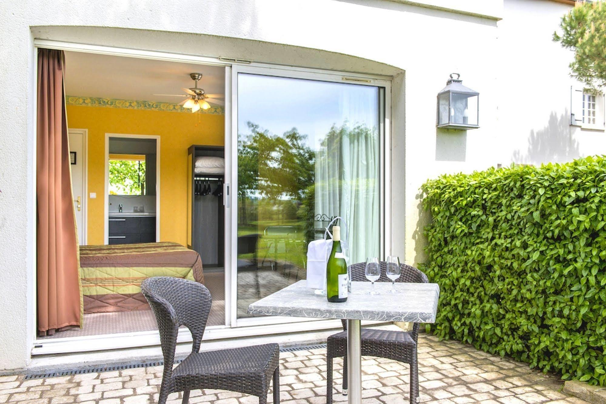 Logis Hotel Restaurant Des Chateaux Azay-le-Rideau Kültér fotó